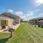 De Groupe Piscine Interieure Holiday home La-Gripperie-Saint-Symphorien