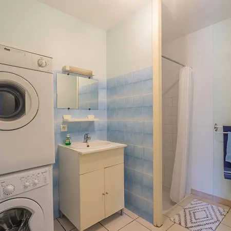 De Groupe Piscine Interieure بيت للعطل *